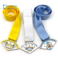 Médailles de médailles d&#39;or de gagnant de plaque d&#39;or d&#39;alliage de zinc de conception personnalisées grand logo en cours d&#39;exécution médaille de finisseur de course amusante avec lanière